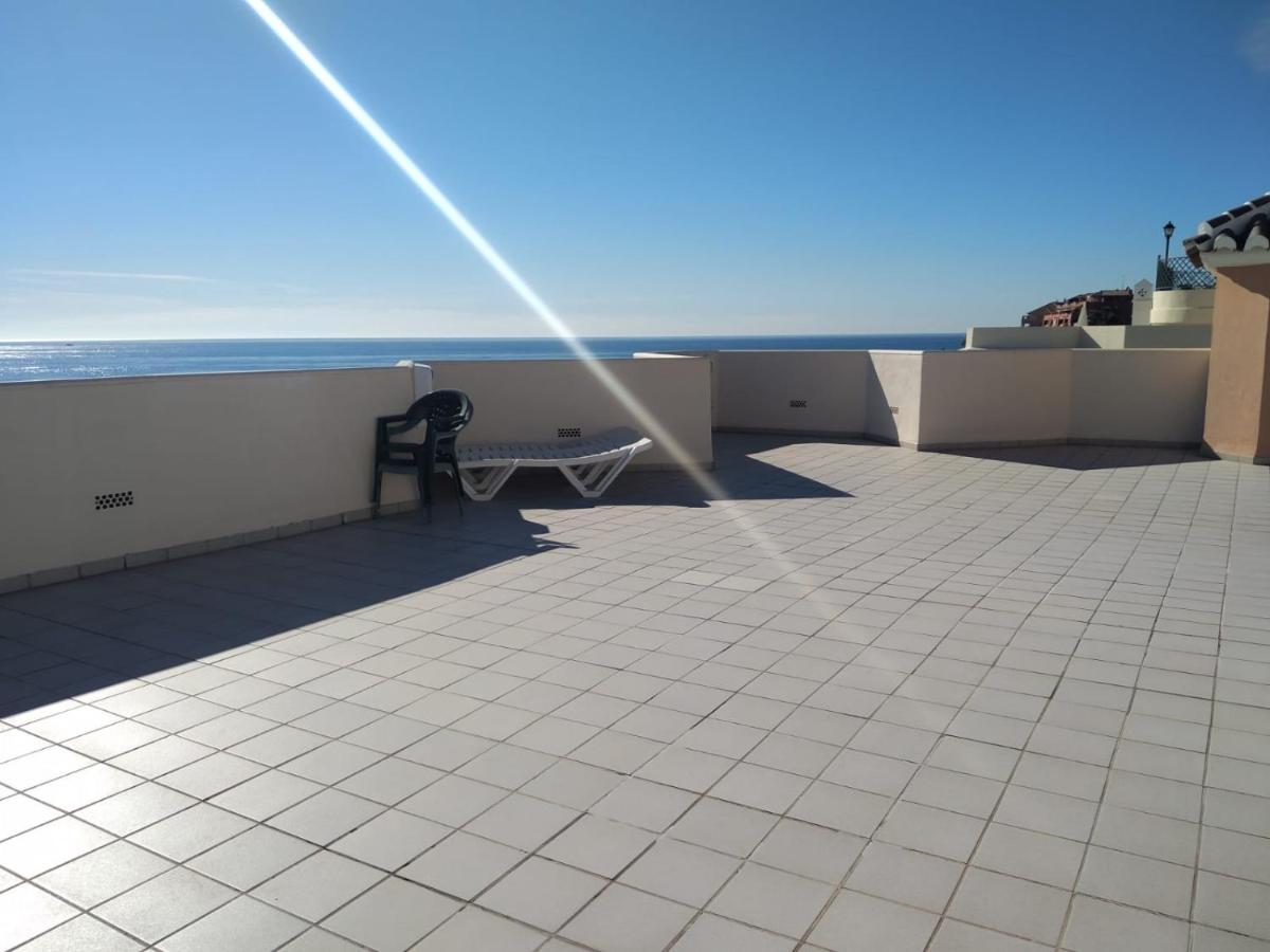 Torrox Costa Beachfront Apartment Exterior foto